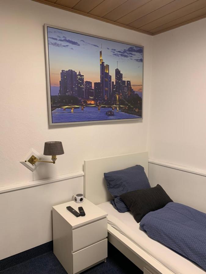 Gasthaus Zum Loewen Frankfurt am Main Exteriör bild